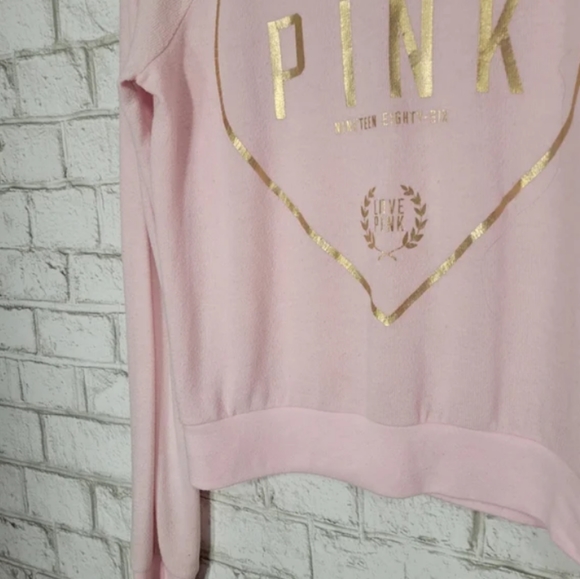 PINK Victoria's Secret Logo Long Sleeve Lightweight Sweatshirt - Picture 4 of 9